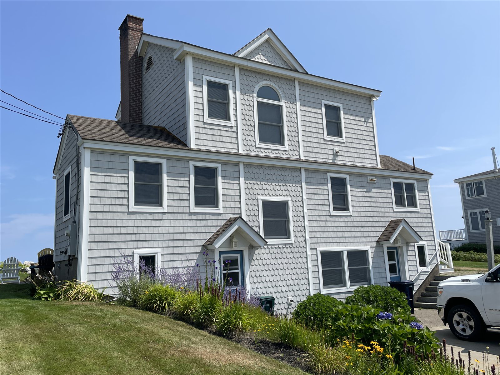 Windswept by the Beach before renovation, front